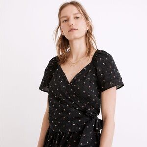 Madewell 
Ruffle-Sleeve Wrap Top in Spring Floral